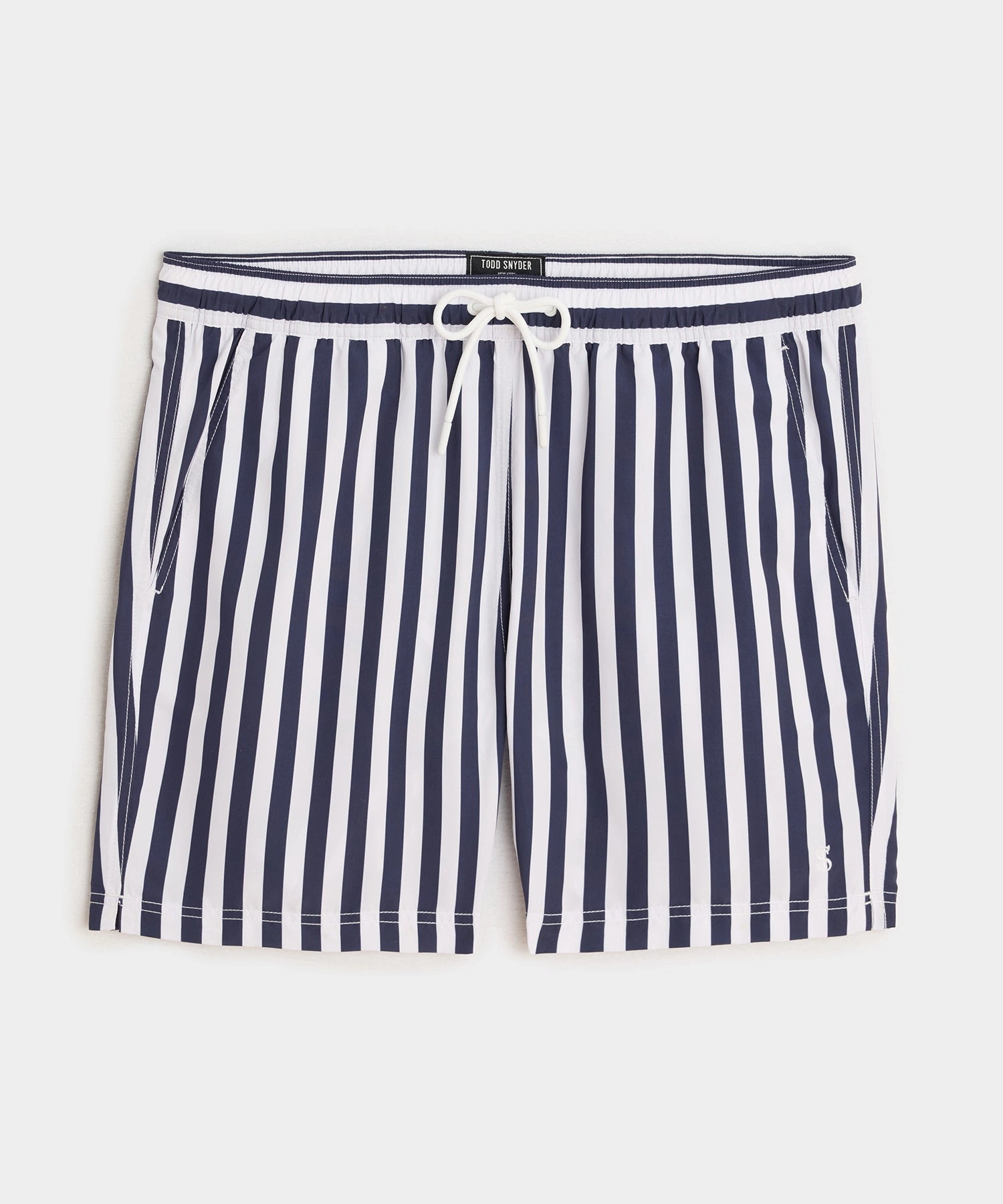 Montauk 5: ¡Bañador icónico! El estilo de playa perfecto para este verano. Disfruta del sol con elegancia y comodidad.